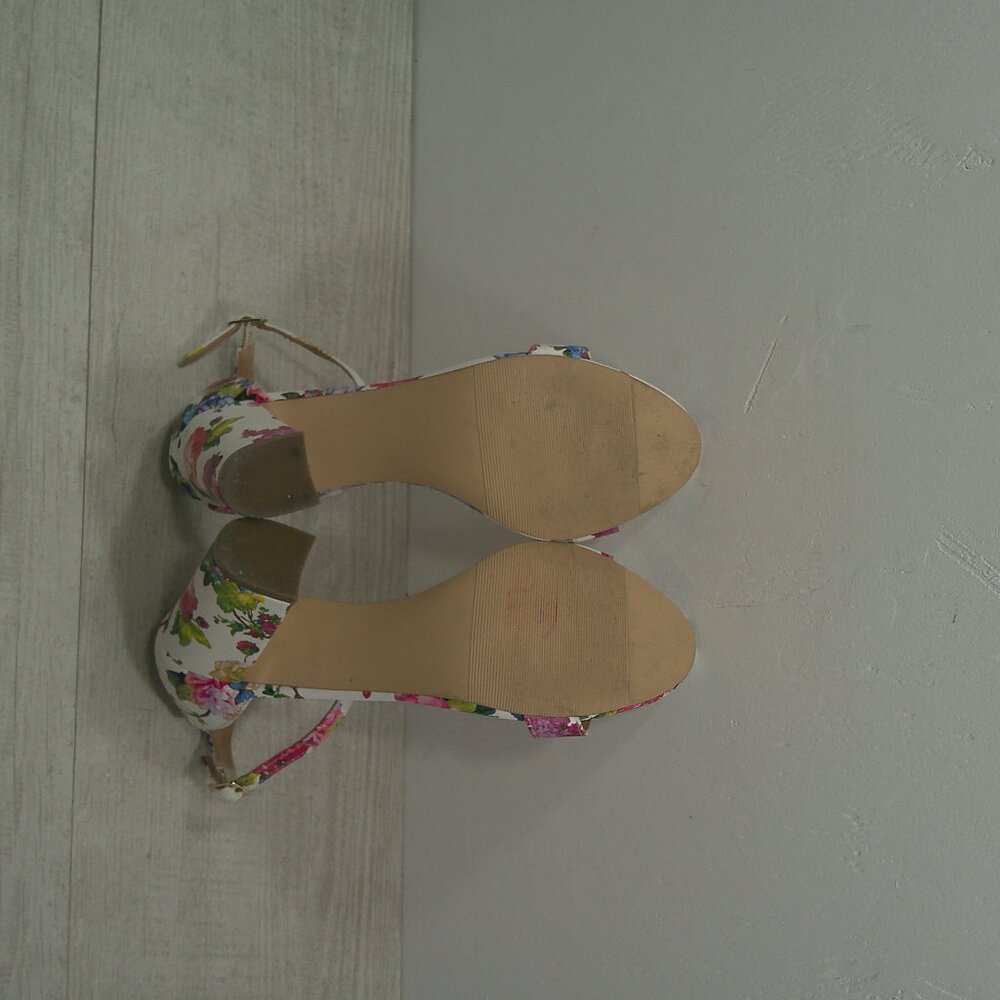 Madden Girl Delicate Cottagecore Beela Ankle Strap Block-Heel Dainty Sandals 7.5 - Picture 13 of 13